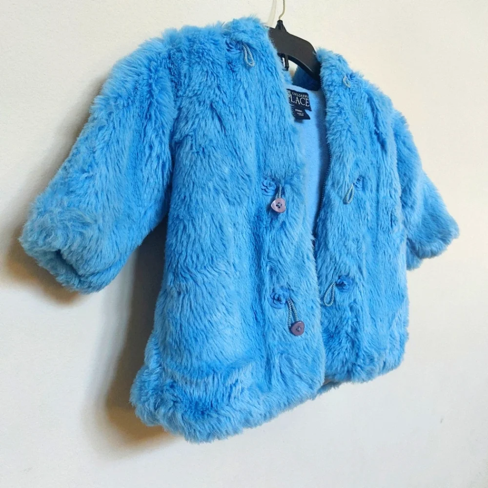 THE CHILDREN'S PLACE Girls 24 Months Beautiful Blue Teddy Coat.